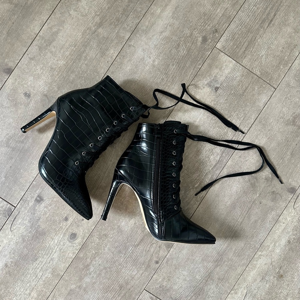 New High Heels Spring Snake Pattern Women's Pointed Ankle Booties size 6